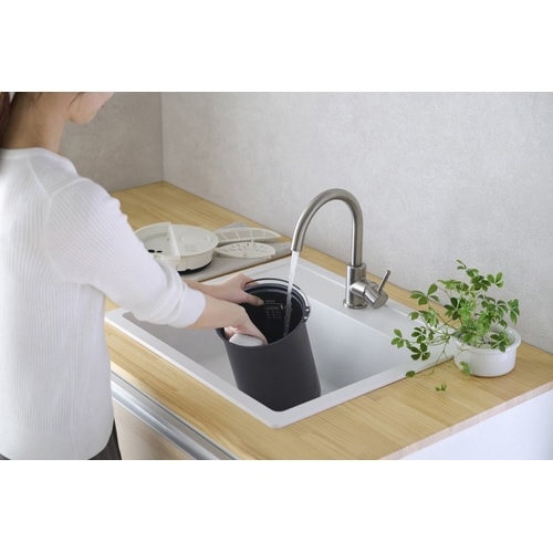 丸洗いスチーム式加湿器600ml MHU60A W
