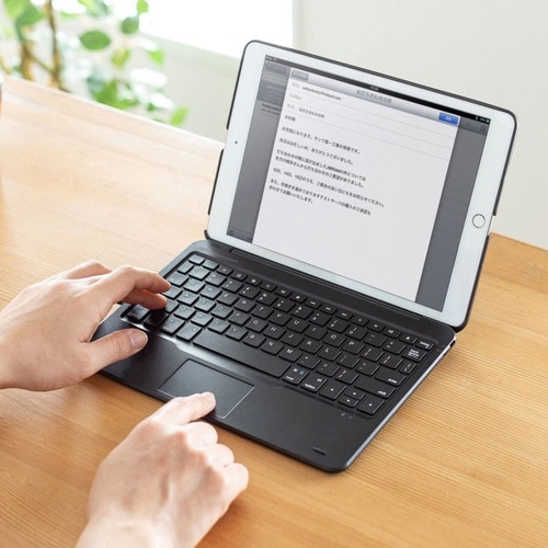 10.2インチiPad専用ケース付きキーボード