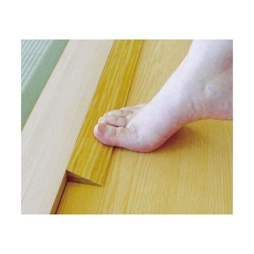 571 痛クナイゾ M