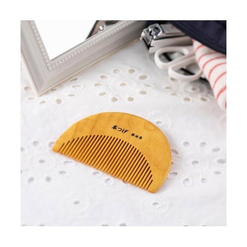 000KQ3136 つげ櫛 半月形