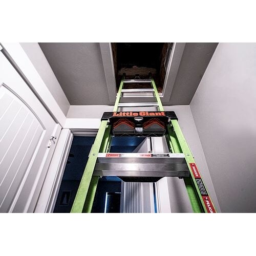 EA905EC−13 2.44m/7段 梯子兼用脚