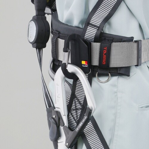 EA925TC−39 50x 85x110mm 着