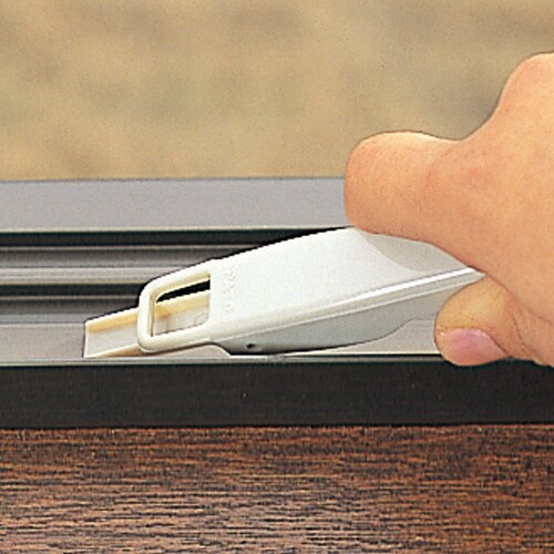 EA928CB−12 60x150mm サッシブラ