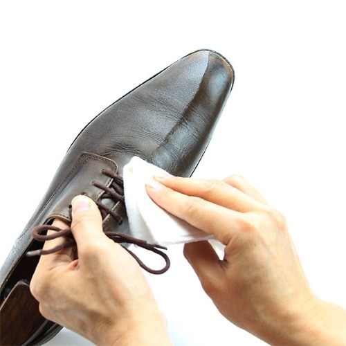 EA939AG−11 120ml 靴つや出しスプレ