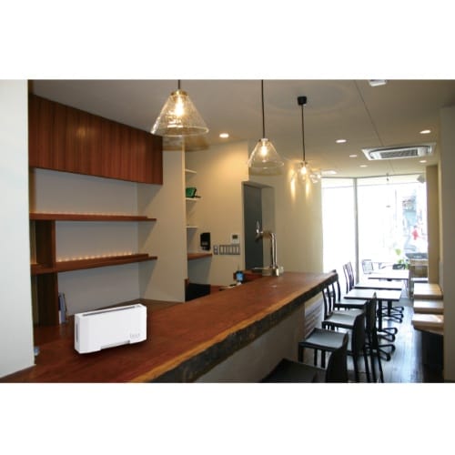 EA941B−151 275x130x64mm 光
