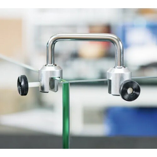 EA950XG−1 コーナー支持金具