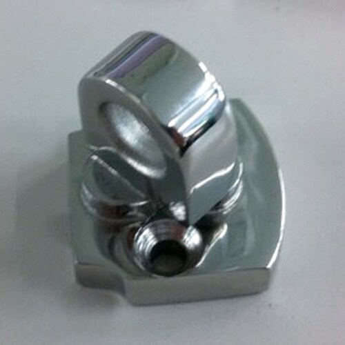 EA951BG−1 26.6x90.1mm 掛金(