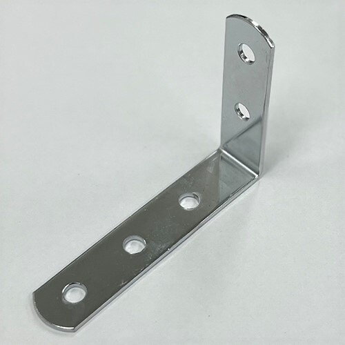 EA951EA−157A 89x64x19mm L