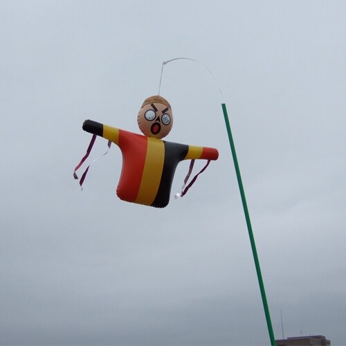 EA952AD−676 810x600mm かかし