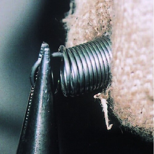 EA952VC−7 3.0x0.32/ 7.0mm