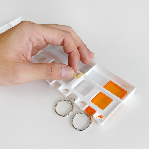 EA956VL−208 266x70mm キーラッ