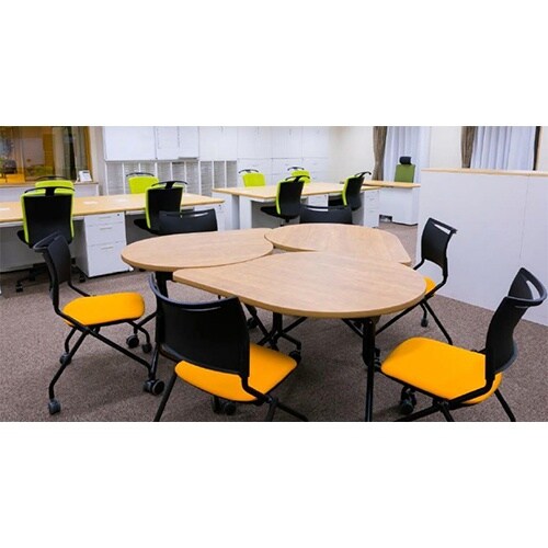 EA956XE−50 ビジネスチェアー(ブラック/