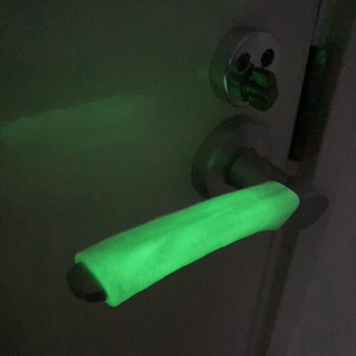 EA983G−132A 90mm 蓄光ドアレバー