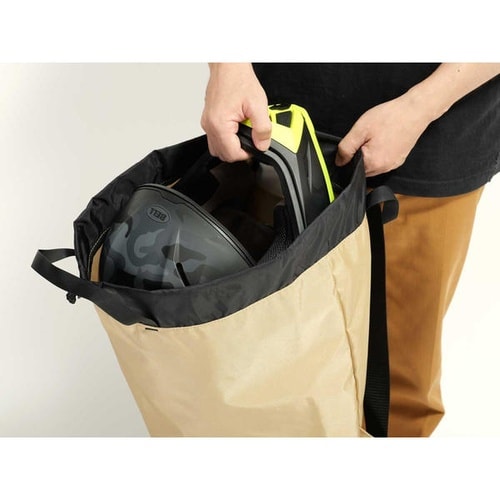 ライダースリュックサック カーキ