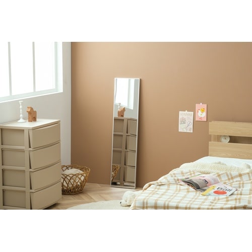 軽くて割れないフィルムミラー