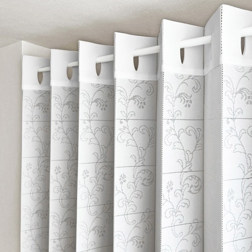 アコーディオンカーテン アラベスク柄 ホワイト