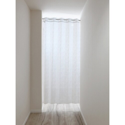 アコーディオンカーテン アラベスク柄 ホワイト