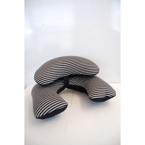 トラベルクッション ボーダー 2段式 ブラック