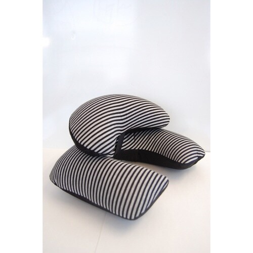 トラベルクッション ボーダー 2段式 ブラック