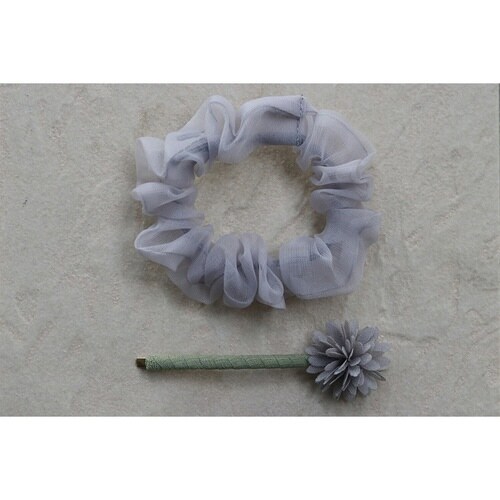 ヘアピン シュシュ グレー