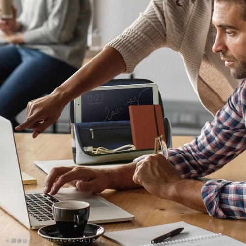 立つバッグインバッグ タブレットサイズ グレー