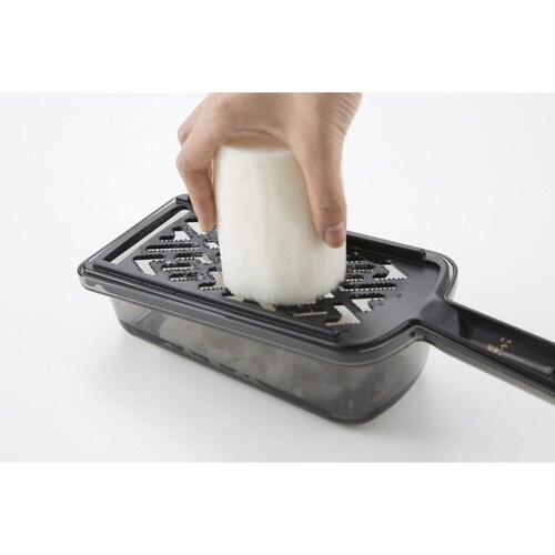 おろし器 関孫六 食洗機対応 受け皿付き 貝印