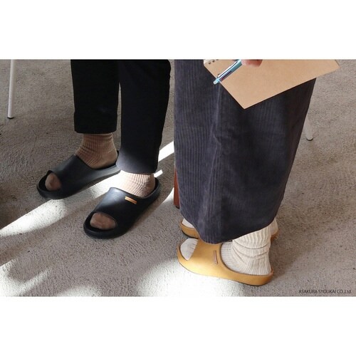 スリッパ KITPLUS 前開きブラック L