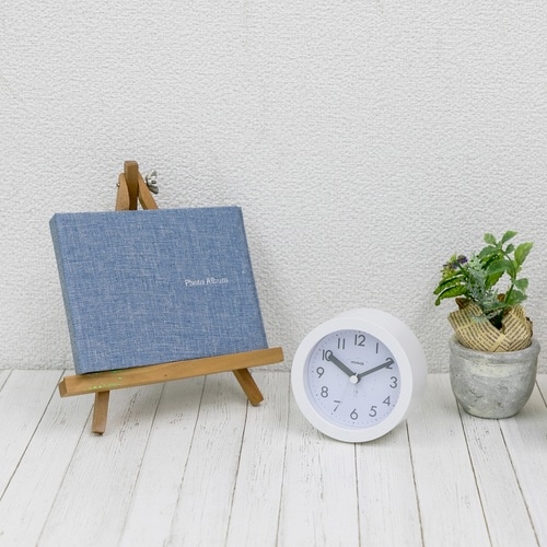 目覚まし時計 ルント 電池式 ホワイト