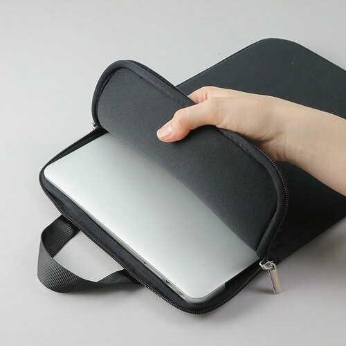 PCケース 大きく開くクッション付き ブラック