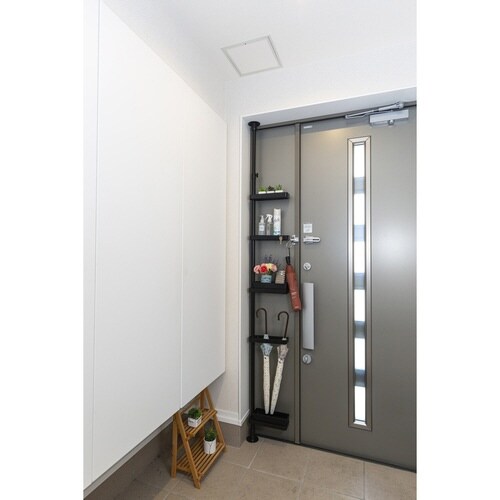 突っ張り スリムラック 深型トレイ付き ブラック