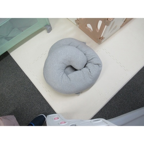 授乳クッション 抱き枕