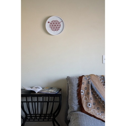 掛け時計 27cm タングルクロック ハニーレッド