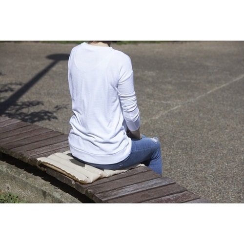 エアクッション アウトドア 座布団 ベージュ