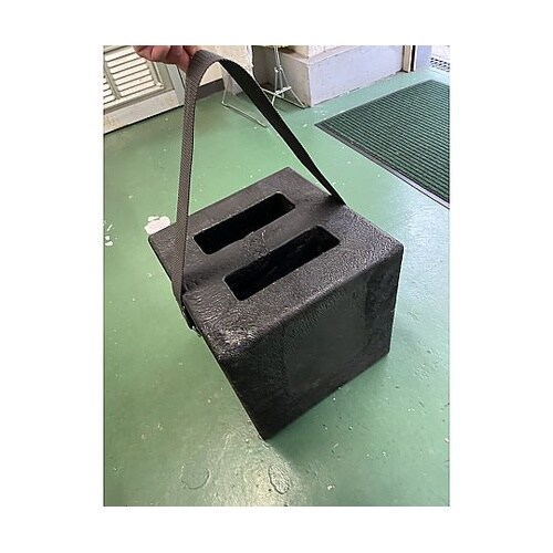 200x200x300mm 樹脂製角材(