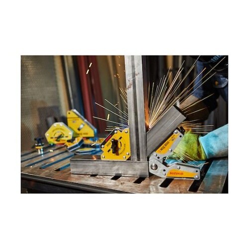 P734 マグホールドスイッチ M