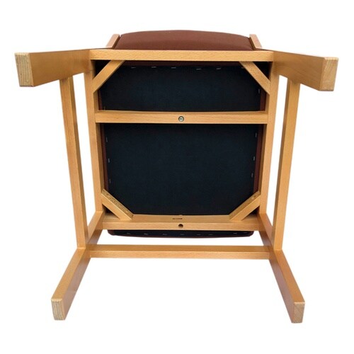 閲覧用椅子 IEC−4311