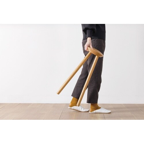 No.7558M(SH56)CA色スツール