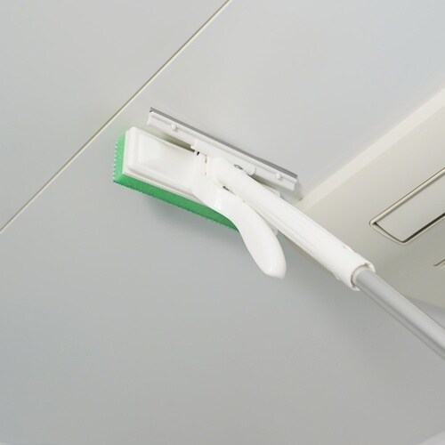 浴室カビ取り 楽絞りワイパー