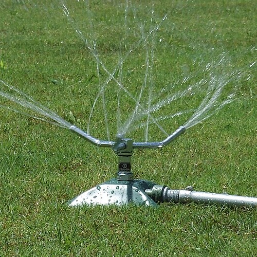 散水スプリンクラー 庭水やり