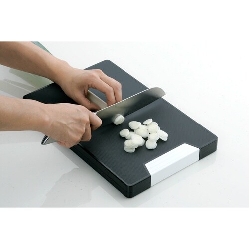 抗菌まな板かるわざブラック