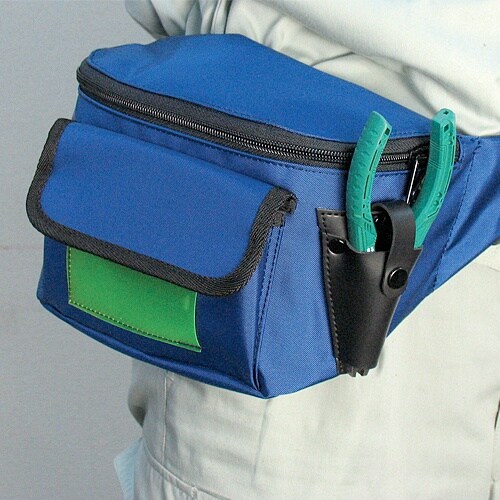 ウエストポーチ