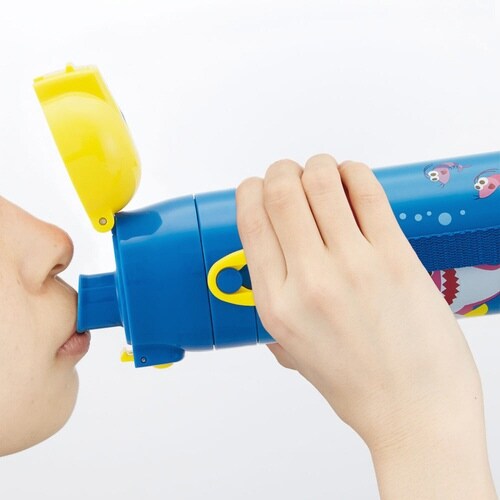 水筒 キッズ 470ml 2way 直飲み コップ