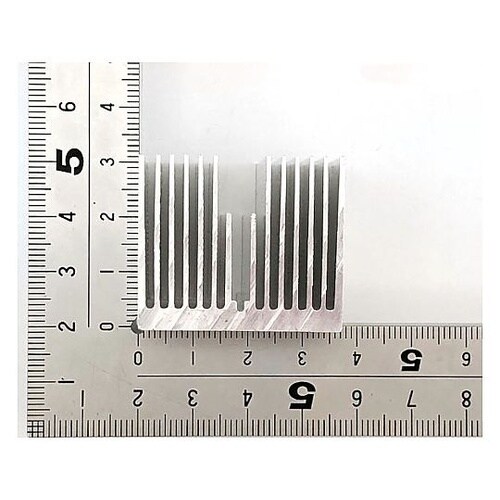 ヒートシンク 35×35×30mm HI