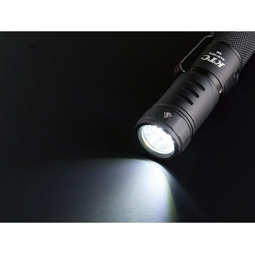 充電式LEDフレキシブルライト ハンドラ