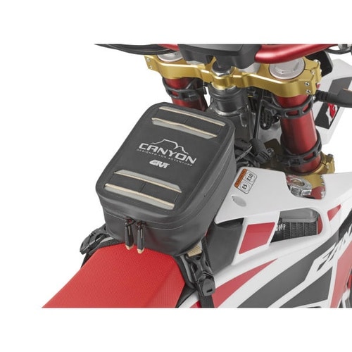 GIVI GRT729 タンクバッグ 3L 最大積