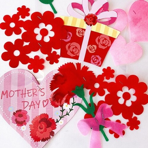 カーネーションハートガーランド