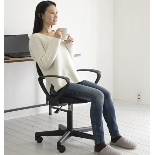 ワークチェア オフィスチェア 肘付き BK
