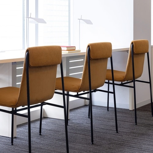 FLONE SIDE CHAIR Mustar