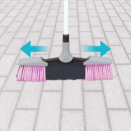 幅のひろがるほうき