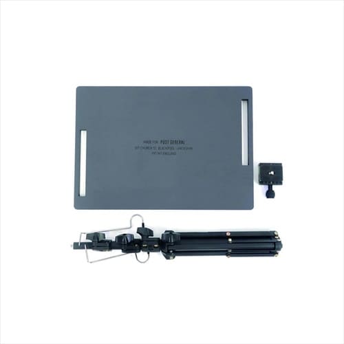 トリポッド テーブル&ハンガー